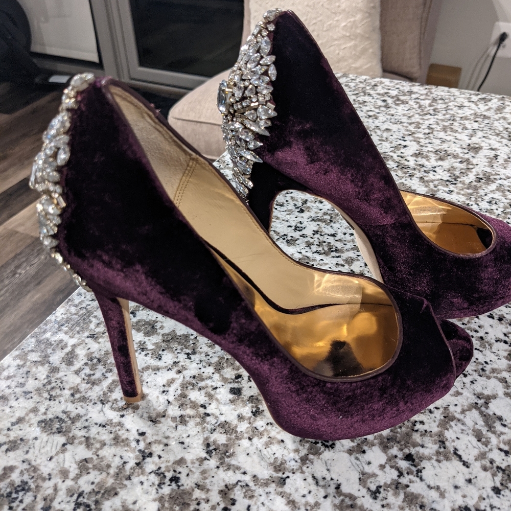 Badgley Mischka Pumps